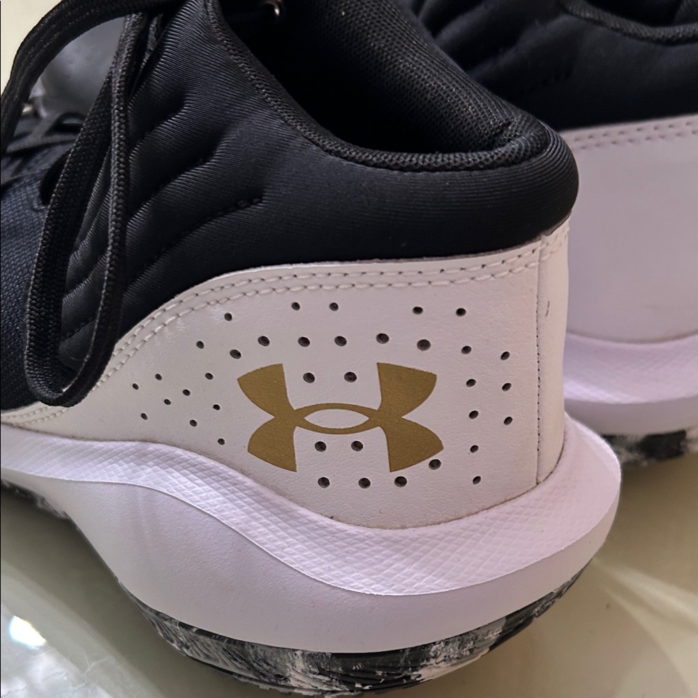 Under Armour Men’s Jet ‘21 Basketball Sport Athletic Trainers Shoes Size 11 - Picture 6 of 10